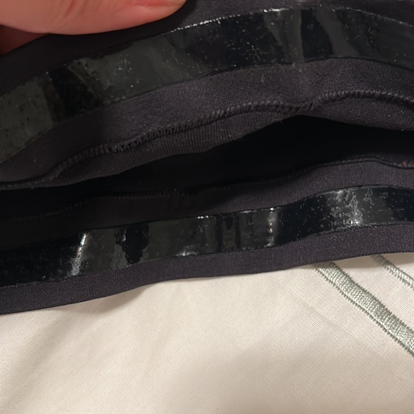 SKIMS SCULPTING BRALETTE. Size L/XL - Picture 4 of 6